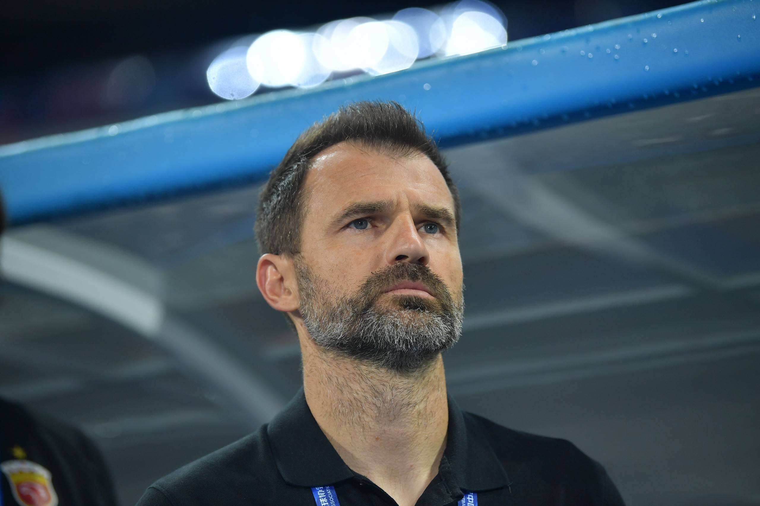 NBA季后赛加时末段走向成谜，上海海港状态回暖，质疑声仍在，更衣室氛围转暖的简单介绍