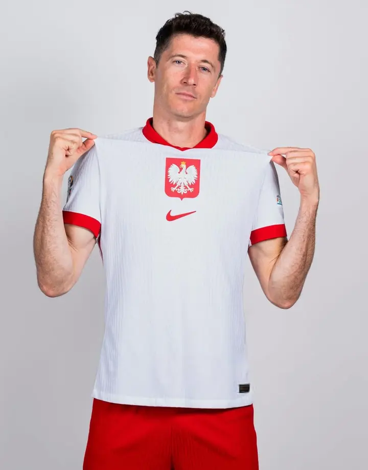 NG SPORTS-包含莱万多夫斯基在美国队比赛中连败，战术调整引发热议！的词条